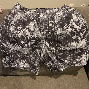 Lululemon Pace Breaker shorts